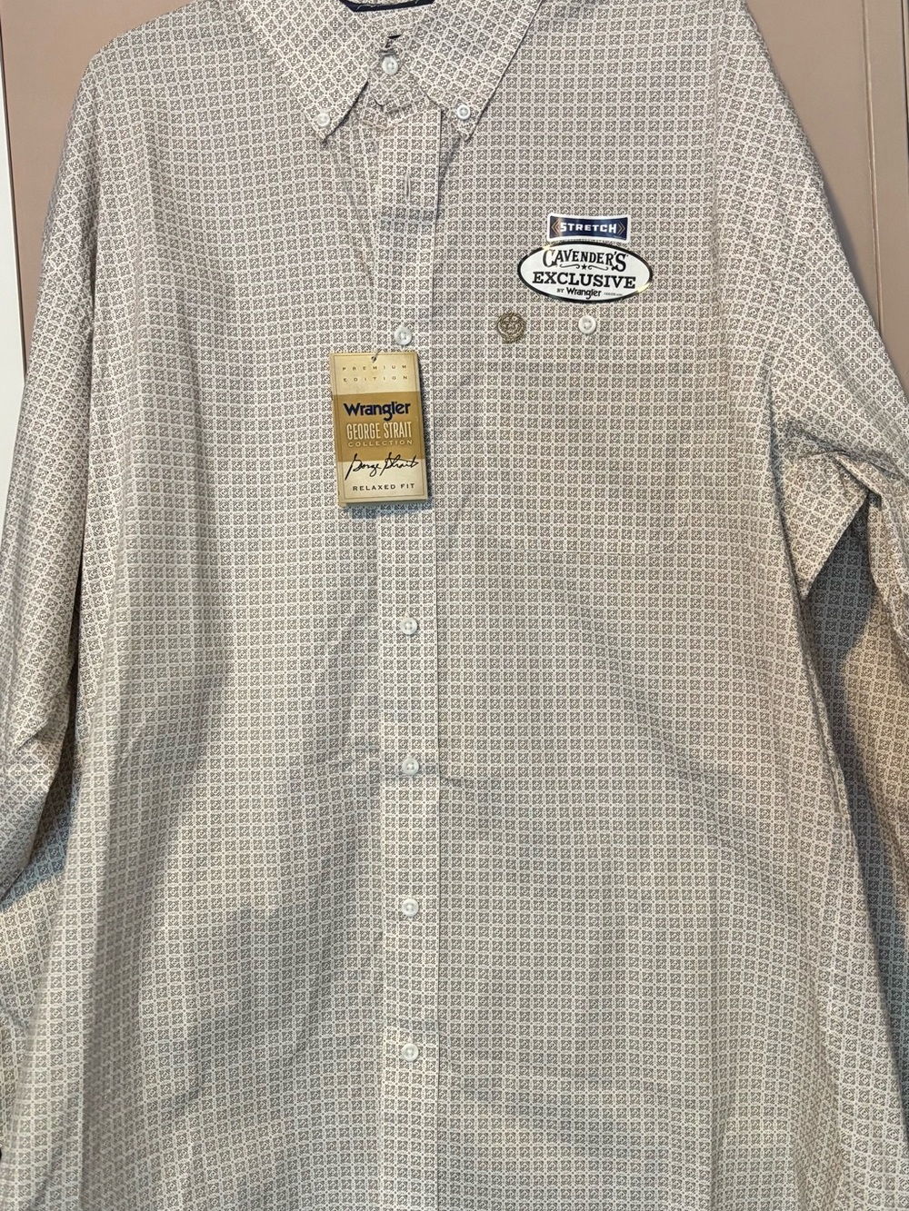 Wrangler Men's Beige Patterned Long-Sleeve Button-Down Shirt